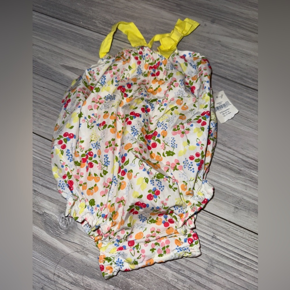 NEW NWT Baby Girl GAP white Yellow Floral Fruit Sleeveless Bubble Outfit Sz 3-6m